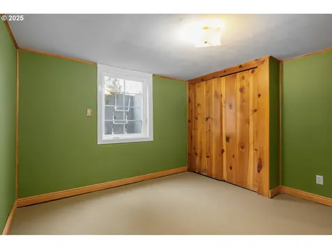 4215 NE 57th Avenue Portland OR 97218