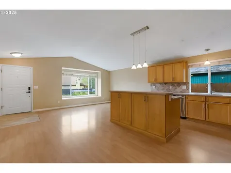 21238 SW Dana Court Beaverton OR 97003