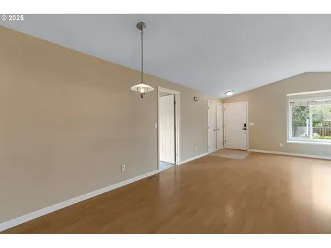 21238 SW Dana Court Beaverton OR 97003