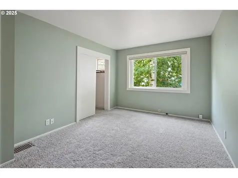 4006 NE Flanders Street Portland OR 97232