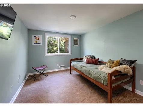 7811 NE Prescott Street Portland OR 97218