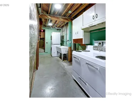 7811 NE Prescott Street Portland OR 97218