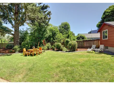 7811 NE Prescott Street Portland OR 97218