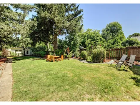7811 NE Prescott Street Portland OR 97218