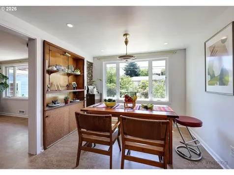 7811 NE Prescott Street Portland OR 97218