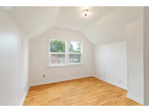 290 Polk Street Eugene OR 97402