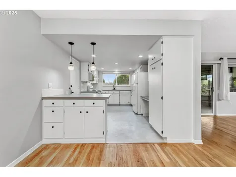 15420 SW Royalty Parkway Portland OR 97224