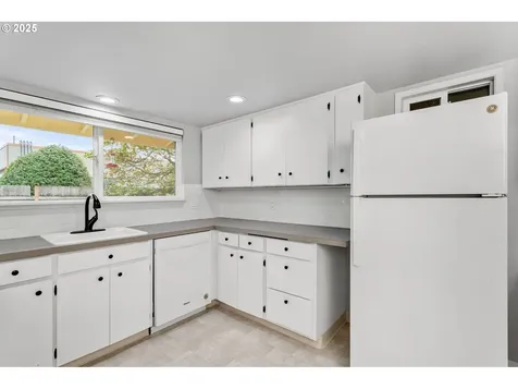 15420 SW Royalty Parkway Portland OR 97224