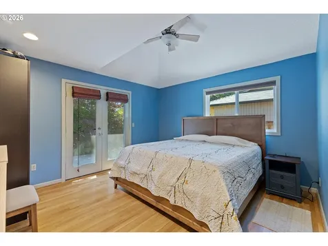 18205 Stonewood Drive Gladstone OR 97027