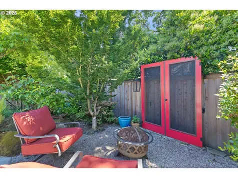 18205 Stonewood Drive Gladstone OR 97027
