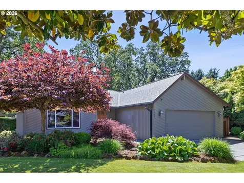 18205 Stonewood Drive Gladstone OR 97027