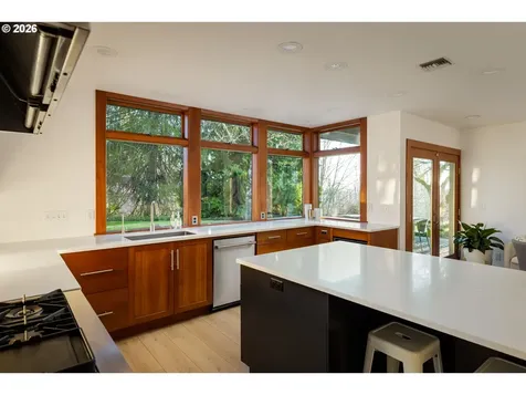 400 NW Miller Road Portland OR 97229