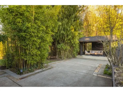 400 NW Miller Road Portland OR 97229