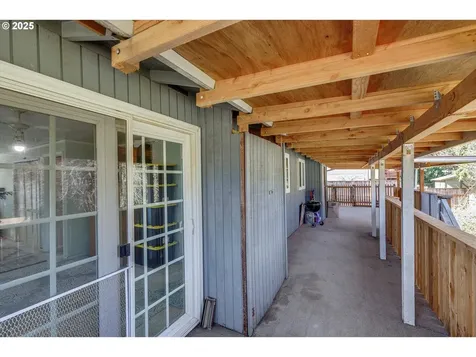 1480 Short Street West Linn OR 97068