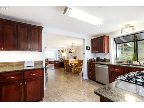 16071 Apperson Boulevard Oregon City OR 97045