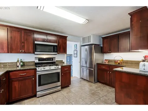 16071 Apperson Boulevard Oregon City OR 97045