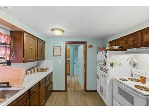 1955 Maple Street North Bend OR 97459