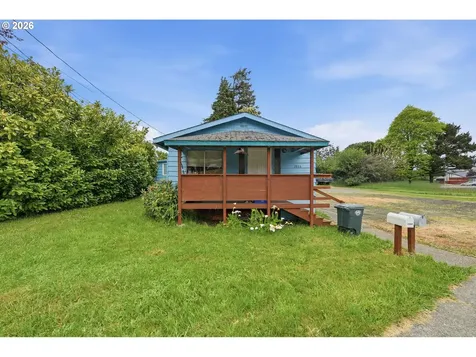 1955 Maple Street North Bend OR 97459