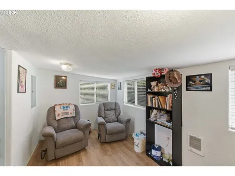 1955 Maple Street North Bend OR 97459