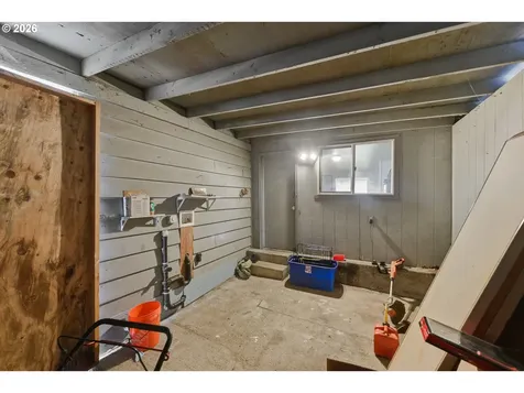 1955 Maple Street North Bend OR 97459