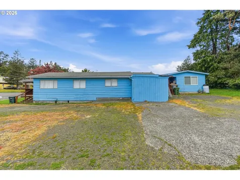 1955 Maple Street North Bend OR 97459