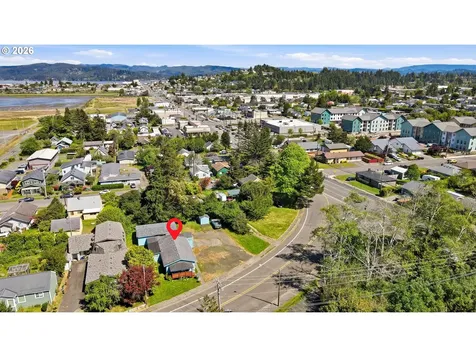 1955 Maple Street North Bend OR 97459