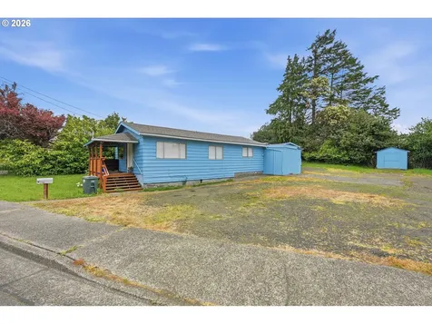 1955 Maple Street North Bend OR 97459