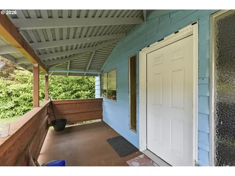 1955 Maple Street North Bend OR 97459
