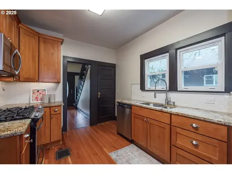 1171 NE 72nd Avenue Portland OR 97213
