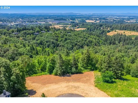 10025 NW Ash Court Portland OR 97231