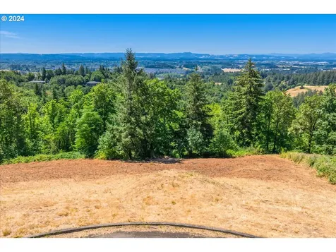 10025 NW Ash Court Portland OR 97231