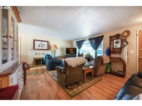 2190 Pierce Street Eugene OR 97405