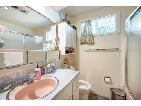 2190 Pierce Street Eugene OR 97405