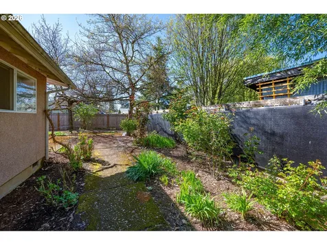 2190 Pierce Street Eugene OR 97405