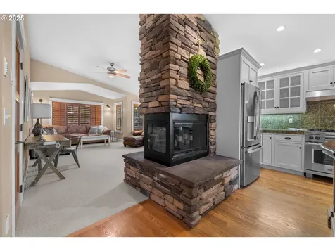 131 W Nebesna Street Cannon Beach OR 97110