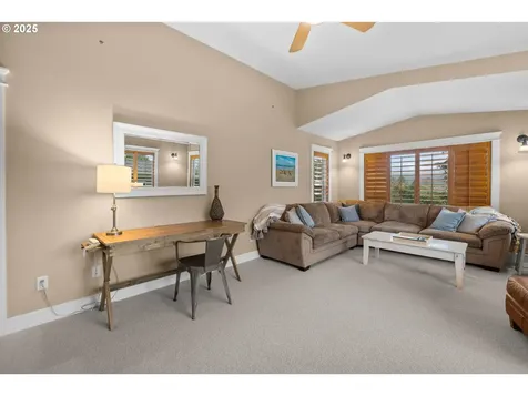 131 W Nebesna Street Cannon Beach OR 97110