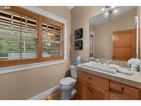 131 W Nebesna Street Cannon Beach OR 97110
