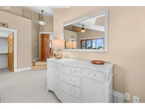 131 W Nebesna Street Cannon Beach OR 97110