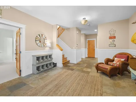 131 W Nebesna Street Cannon Beach OR 97110