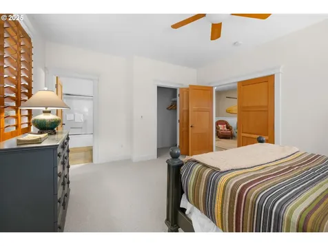 131 W Nebesna Street Cannon Beach OR 97110