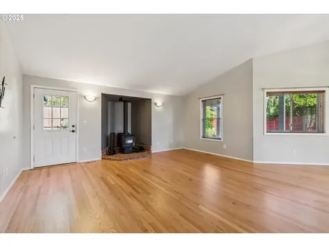 9935 SW Kable Street Portland OR 97224