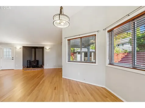 9935 SW Kable Street Portland OR 97224