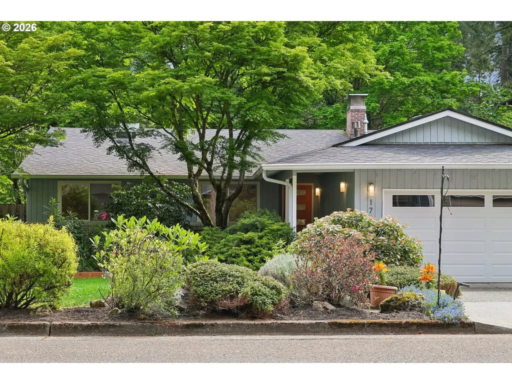 17500 Hill Way Lake Oswego OR 97035