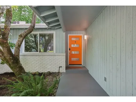 17500 Hill Way Lake Oswego OR 97035