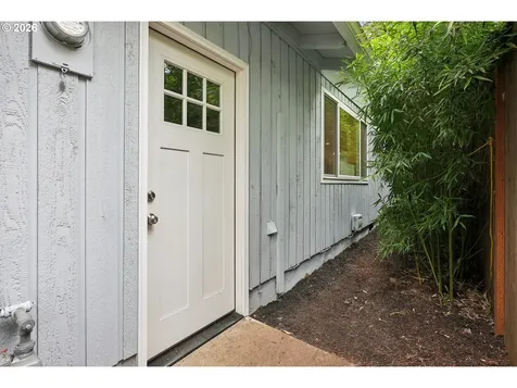17500 Hill Way Lake Oswego OR 97035
