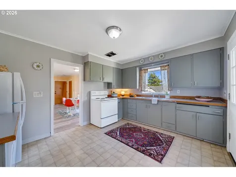 301 Alameda Avenue Astoria OR 97103
