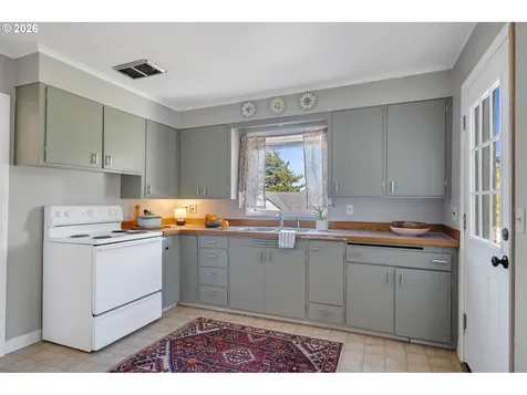 301 Alameda Avenue Astoria OR 97103