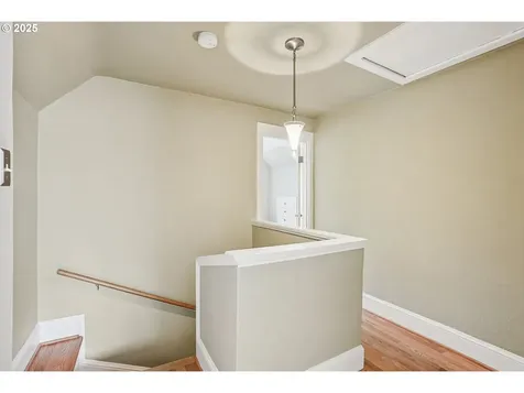 3606 SE Woodward Street Portland OR 97202