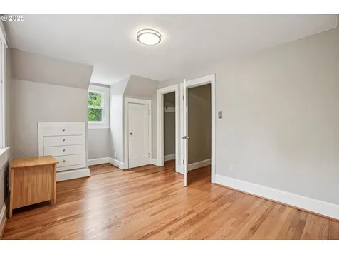 3606 SE Woodward Street Portland OR 97202