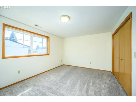 824 NE Ashby Court Mcminnville OR 97128